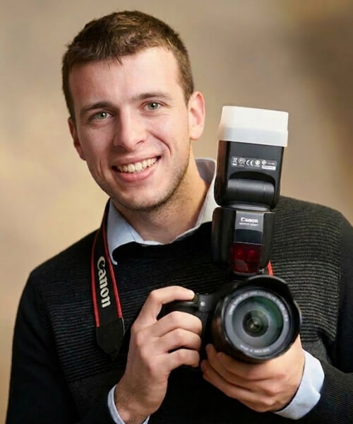 портретна снимка на Петър Мирчев от Мирчев Студио - сватбен фотограф